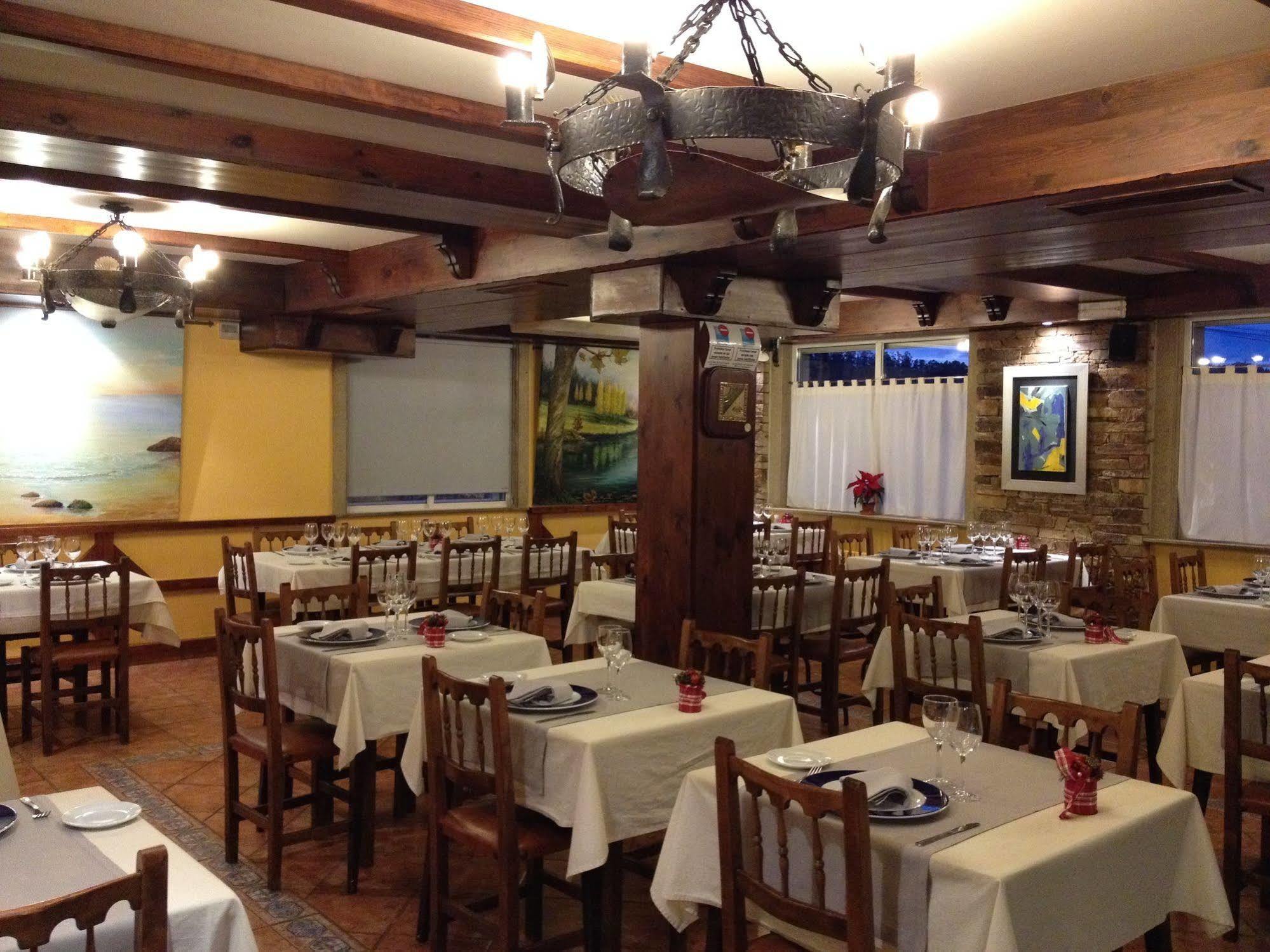 Hotel O Pino Exterior photo