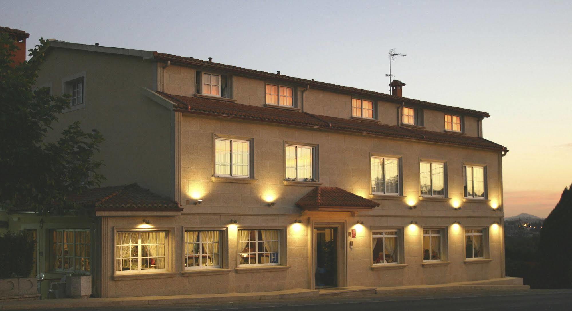 Hotel O Pino Exterior photo