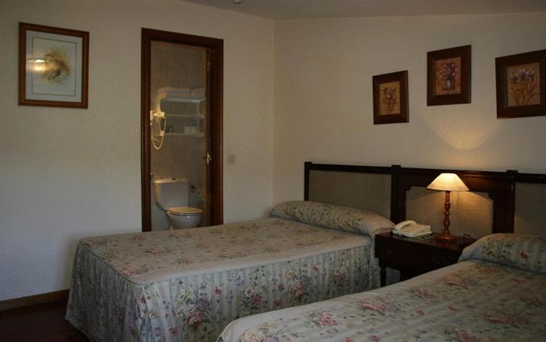 Hotel O Pino Room photo